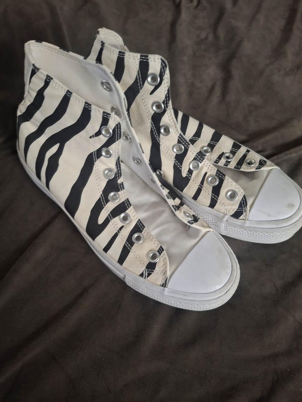 Canvas High-Top Sneakers in Black and White Zebra Print
